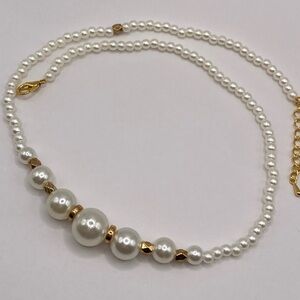 Exquisitely Handmade Freshwater Pearl Beaded Necklace with Gold Accent.